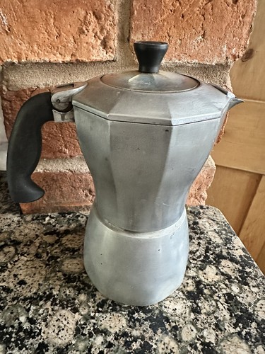 Moka pot stovetop coffee maker