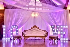 ROYAL SWEETHEART WEDDING SOFA