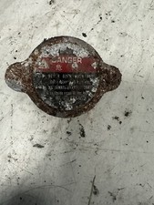 HONDA CBR900RR CBR 900 FIREBLADE RADIATOR RAD CAP LID OE