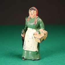 BRITAINS FARM - OLD LADY WITH