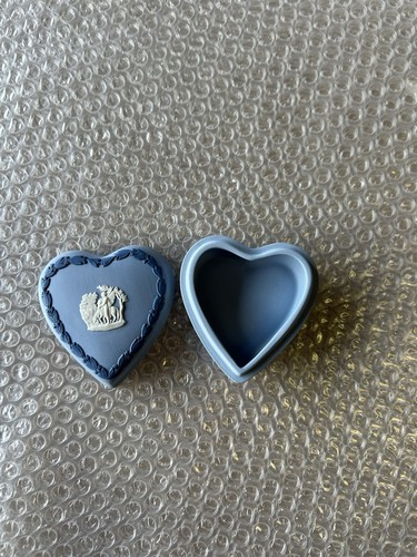 Small heart shaped trinket - heart, box