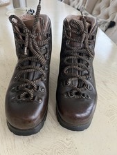 Zamberlan leather boots - size 40 (EU)  Vibram Mountain block Soles Unisex