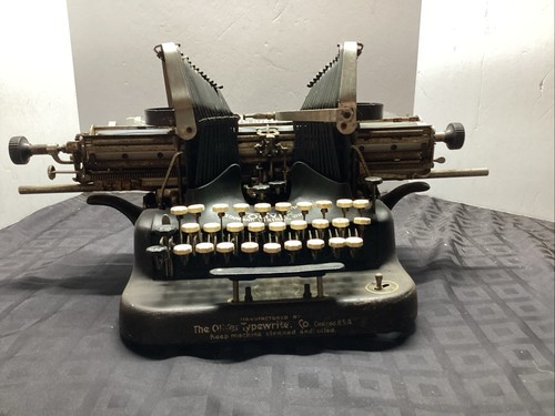 Antique oliver the printype - oliver,