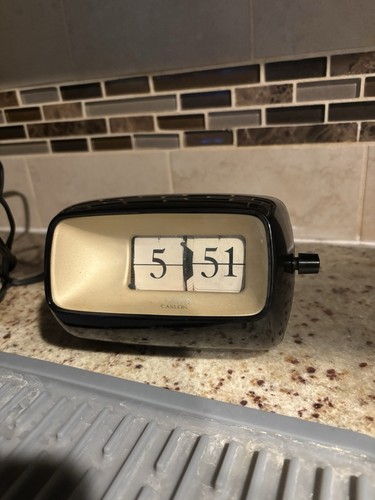 Vintage caslon 101 flip - 101, clock