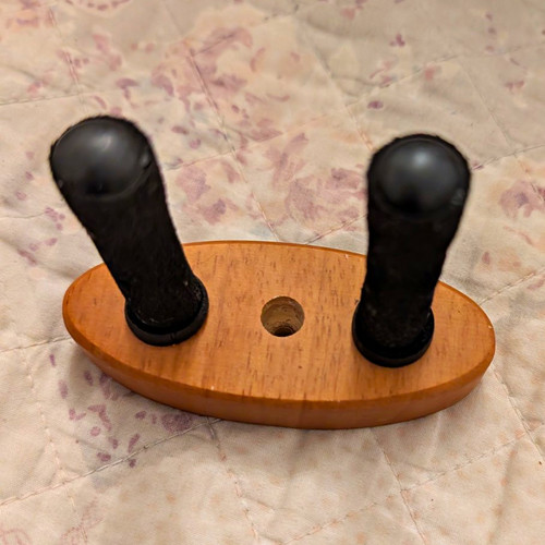 Wall mount for ukulele - mount,