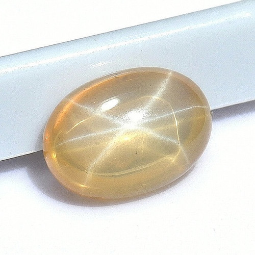 Star yellow sapphire oval cut - star,