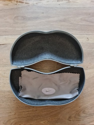 Nike glasses case vintage - nike,