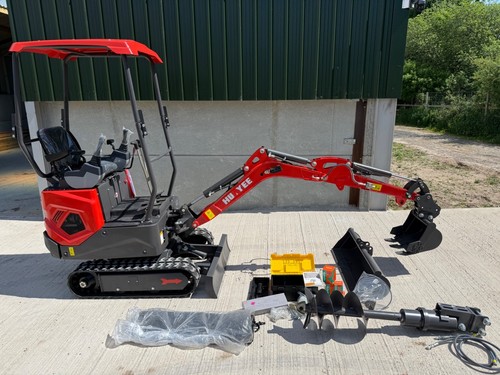 Mini excavator digger pilot - mini,