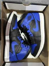  Nike Jordan 1 Mid Black Hyper