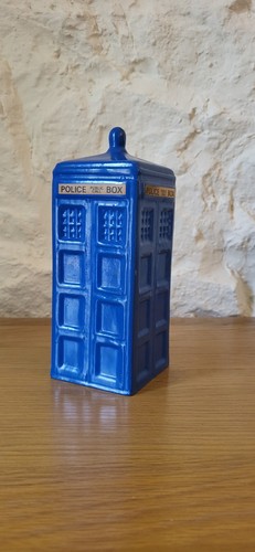 Vintage doctor who tardis - who,