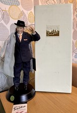 Vintage FRANK SINATRA  Franklin Mint Doll Figure W/ Musical Base 17” Working