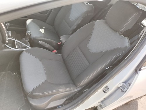 Renault clio mk4 2012 - renault,