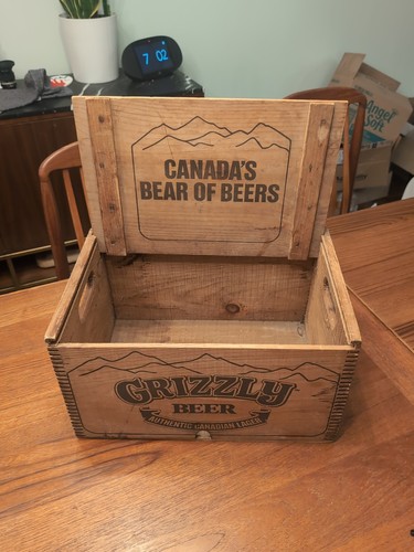 Vintage grizzly beer - grizzly, dovetail