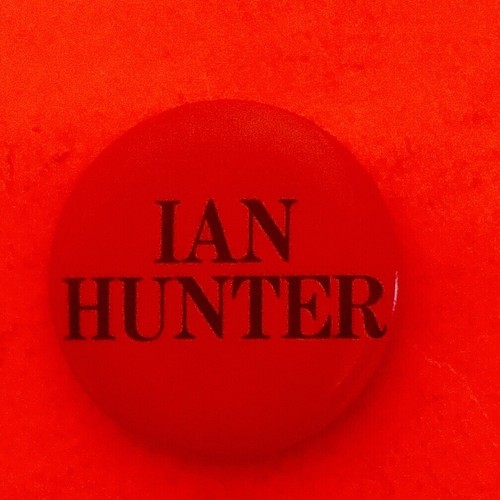 Ian hunter pin - hunter, 80s