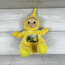 Vintage Tomy Telly Tubbies Laa Laa Hologram Plastic Face Plush Soft Toy 1996 15”