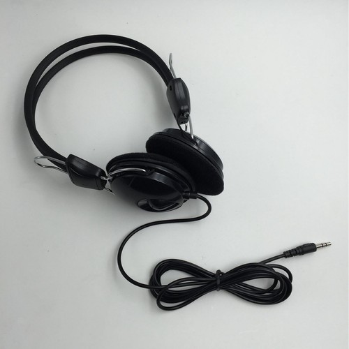 Plastic wired headphones - wired,