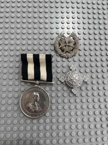 John ambulance medal - st,
