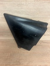 SUZUKI GS750L RIGHT SEAT PANEL