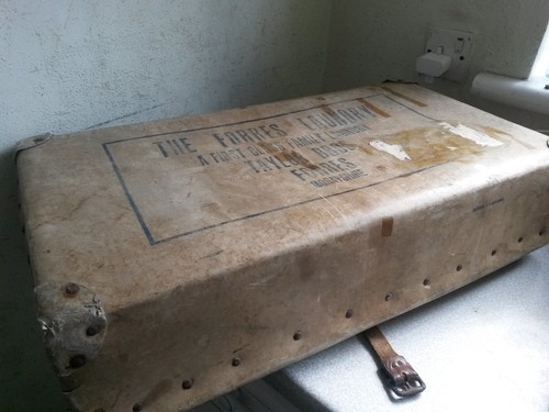 Vintage enfield laundry box - enfield,