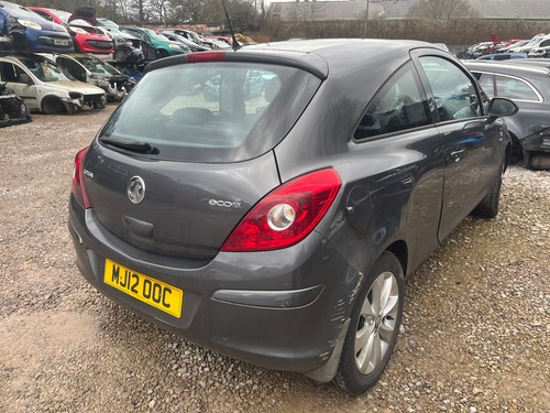 Vauxhall corsa 2012 3 - corsa, d