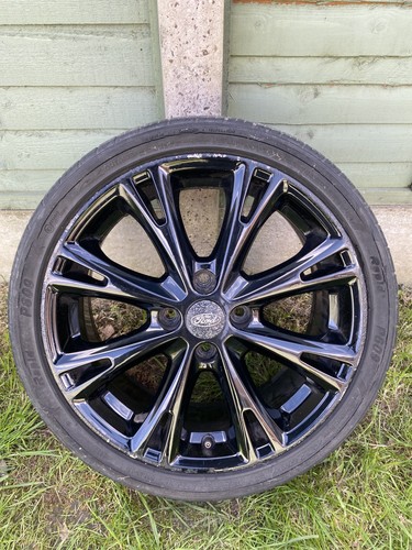 Ford fiesta line - ford,
