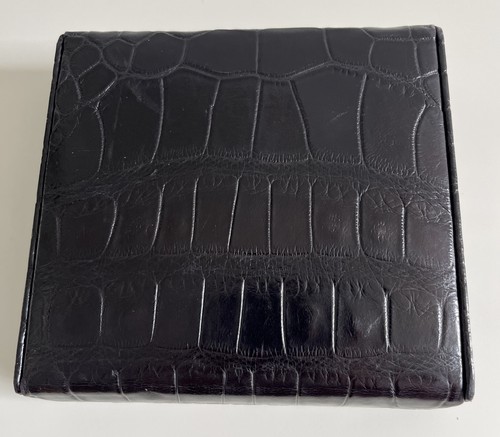 Dunhill black crocodile - black,