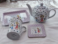 Porcelain Teapot Gift Set with