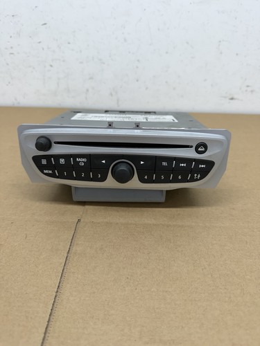 Renault scenic radio cd - 09-12,
