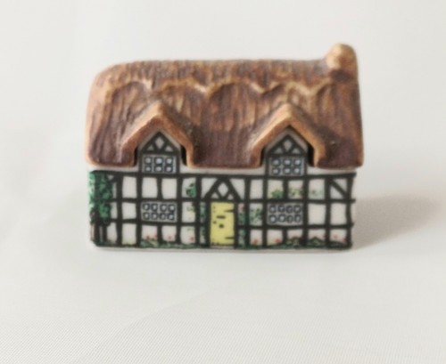 Vintage small wade whimsey - wade, on