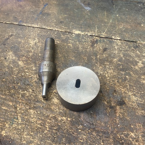 Fly press lozenge punch - press, &
