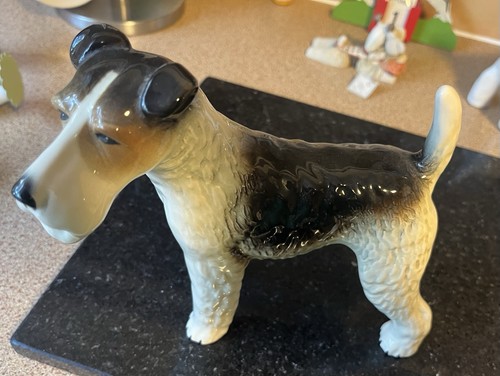 Wire fox terrier statue - fox,