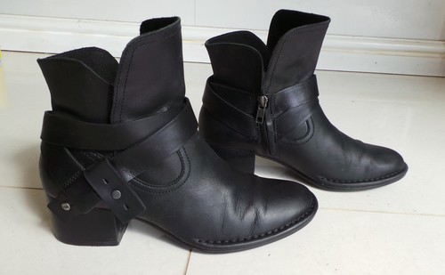 Ugg australia real - real, leather