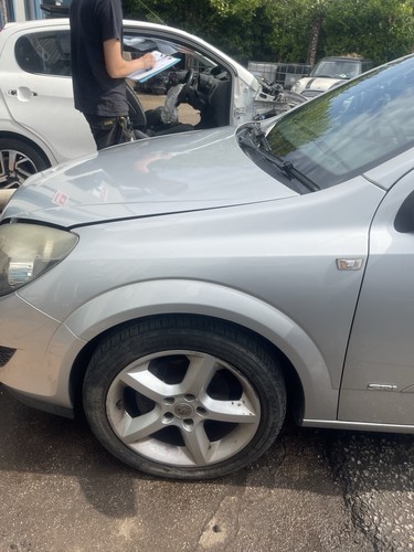 Vauxhall astra wing - vauxhall, h