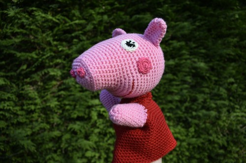 Peppa pig hand puppet - hand,