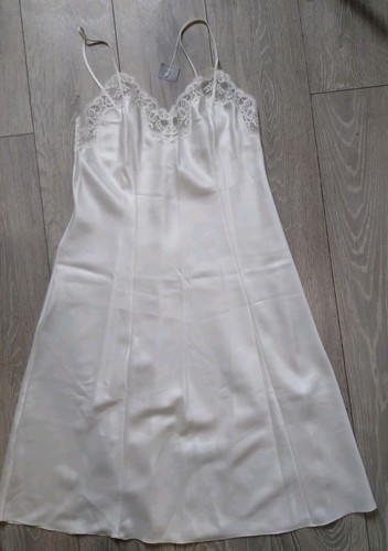 Michael s full slip - m&s,