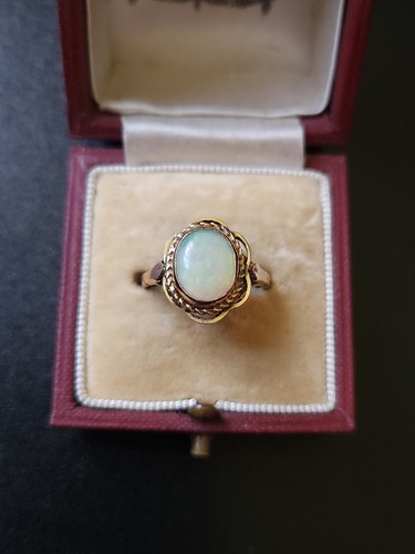 Vintage opal solitaire - opal,