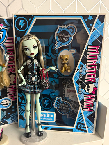 First wave monster high - first,