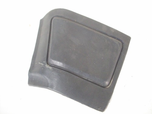 Knee pad right fairing/knee