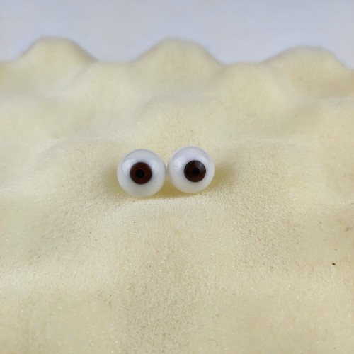 Antique glass doll eyes - ,, small