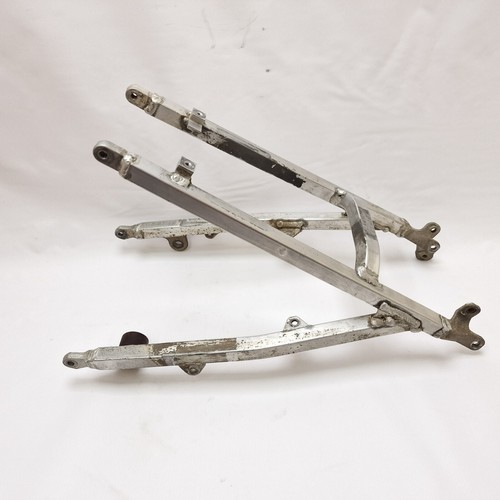 Yamaha yzf 250 2011 - rear, sub
