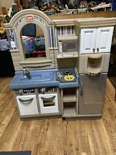 Little Tykes Inside Outside Play Kitchen