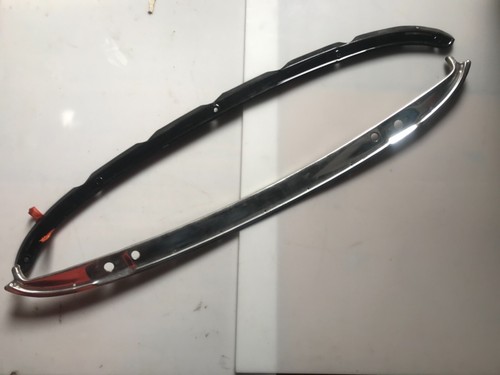 Triumph windscreen edge - tr, 6