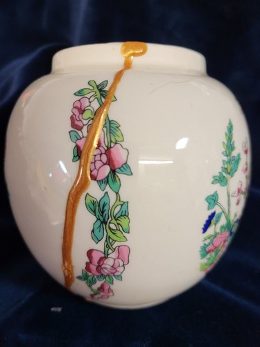 Kintsugi vase sadler - kintsugi,