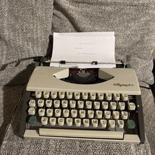 Olympia Splendid 66 Typewriter In Case. See Description For Repair Issues