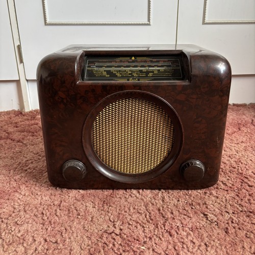 Bush bakelite radio receiver - radio,