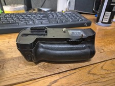 Nikon MB-D14 Battery Power Grip for Nikon D600 Or D610