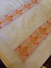 VINTAGE LINEN EFFECT