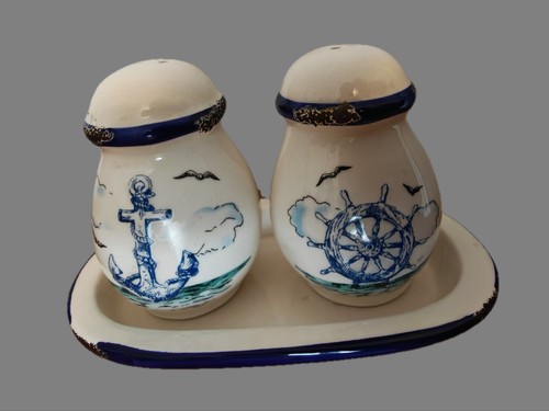 Delftware salt and - delftware,