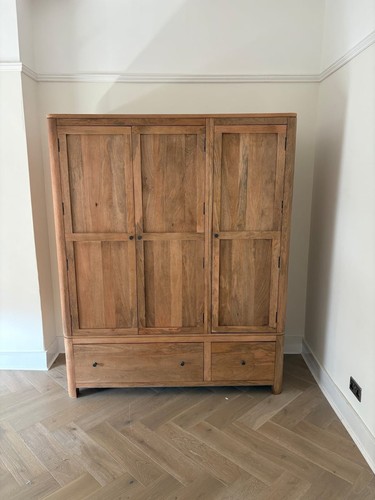 Beautiful solid wood waredrobe - solid,
