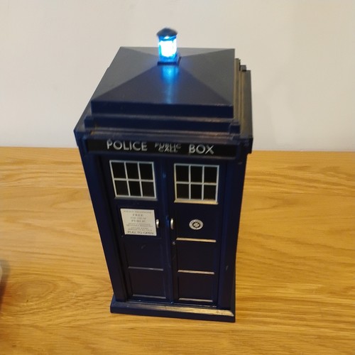 11th doctor who tardis - doctor,
